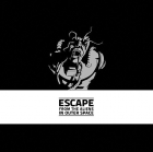 Escapa de los aliens en el espacio exterior (Escape from the aliens in outer space).