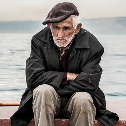 Soledad y aislamiento social en los adultos mayores