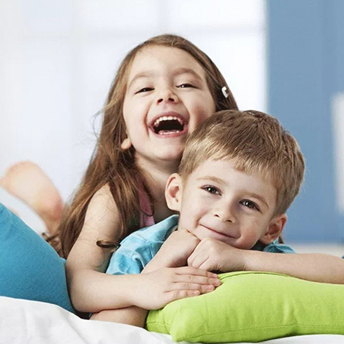 Crecer entre dos lenguas: Bilingismo infantil y desarrollo cerebral