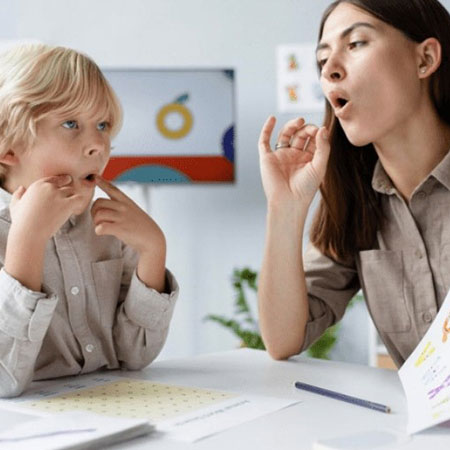 La importancia de diferenciar entre lenguaje, habla y comunicaci�n