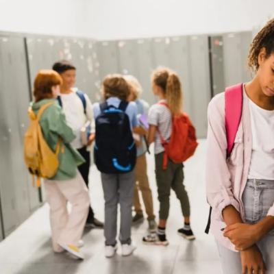Decir la verdad tambi�n se aprende: ense�ar a pedir ayuda y actuar sin quedar atrapados entre el miedo y la lealtad