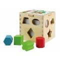 Cubo de madera con formas para encajar