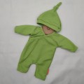 Pijama con gorro verde (32cm)